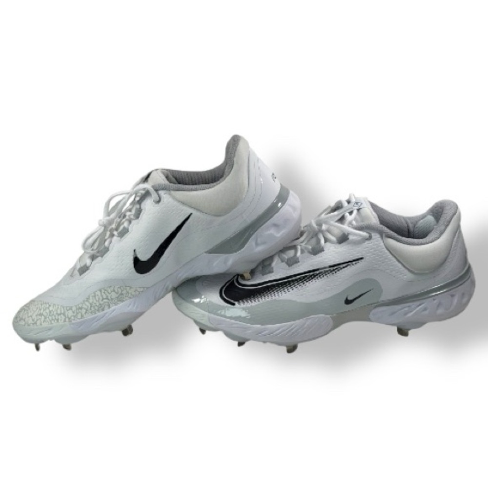 Nike FD2745‑100 Men’s 15 Metal Baseball Cleats White Black Pro Traction NWOT